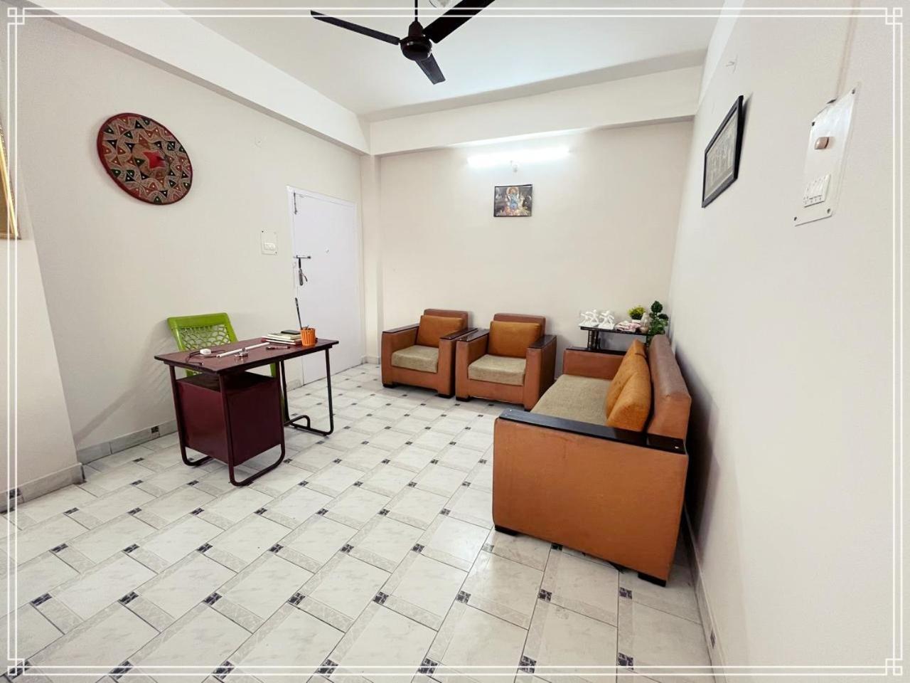 Kanak Laxmi Villa B & B Гувахати Екстериор снимка