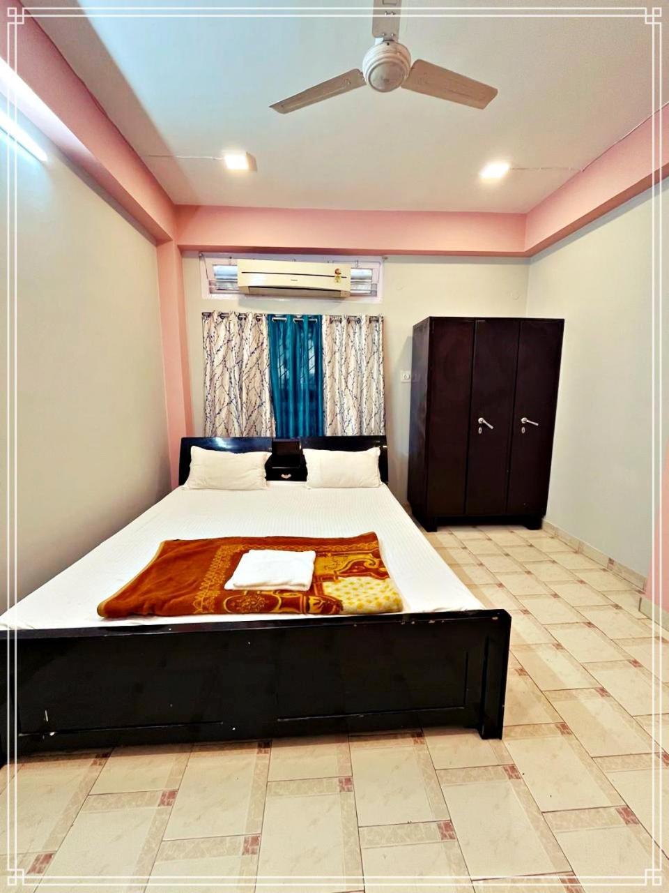 Kanak Laxmi Villa B & B Гувахати Екстериор снимка